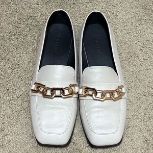 BAMBOO White Flats with Gold Chain Detail